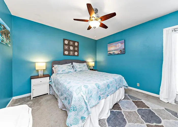 Cozy Budget Friendly Close To The Apartment