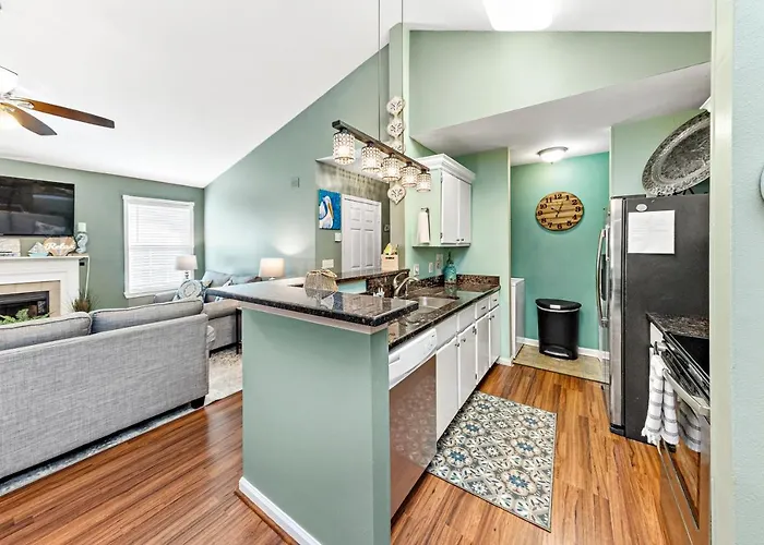 Cozy Budget Friendly Close To The Apartment Gulf Shores