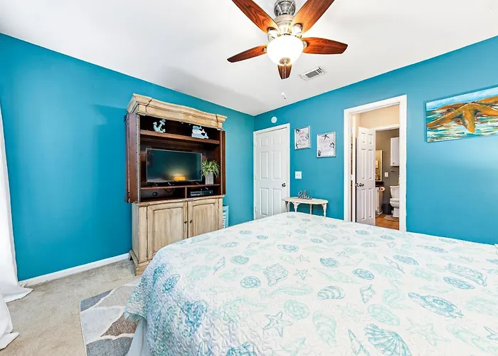 Cozy Budget Friendly Close To The